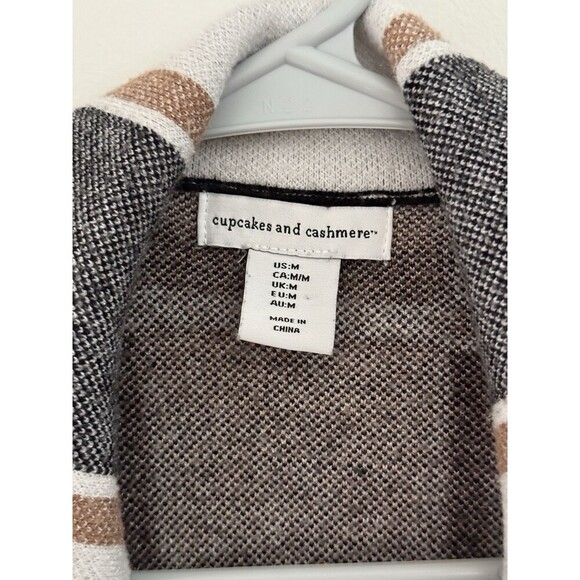 Cupcakes and Cashmere Womens M Plaid Jacket Shacket Black Brown preppy classic - Picture 2 of 6